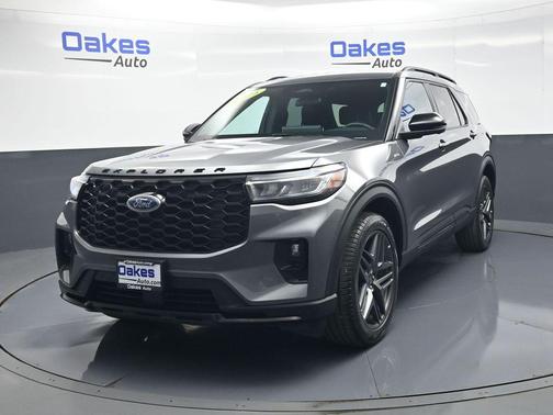 CARBONIZED GRAY METALLIC 2025 Ford Explorer ST-Line
