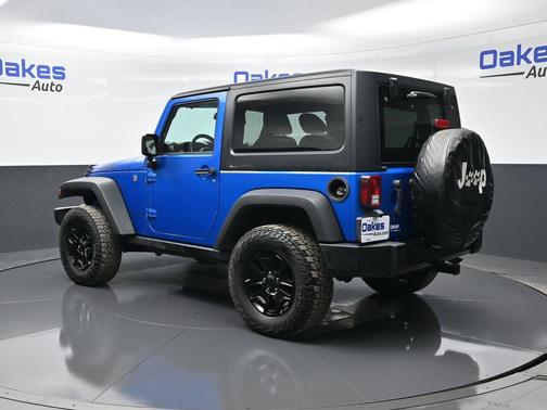 2016 Jeep Wrangler Willys Wheeler