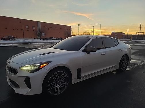2022 Kia Stinger GT1