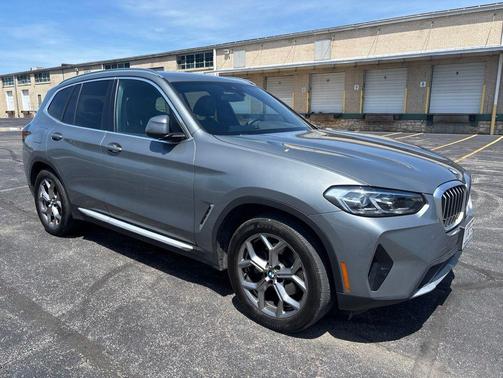 Skyscraper Gray Metallic 2024 BMW X3 xDrive30i