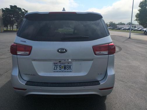 2016 Kia Sedona LX