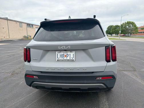 Wolf Gray 2022 Kia Sorento S