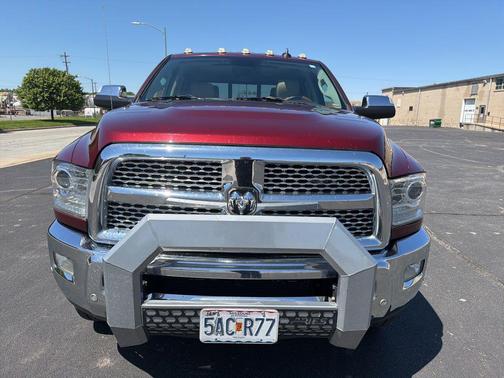 Delmonico Red Pearlcoat 2018 RAM 2500 Laramie Crew Cab 4x4 6'4' Box