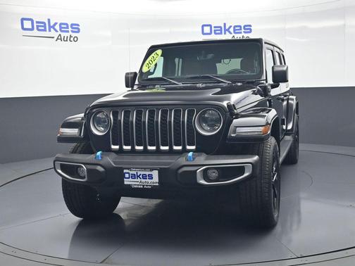 Black Clearcoat 2023 Jeep Wrangler 4xe Sahara