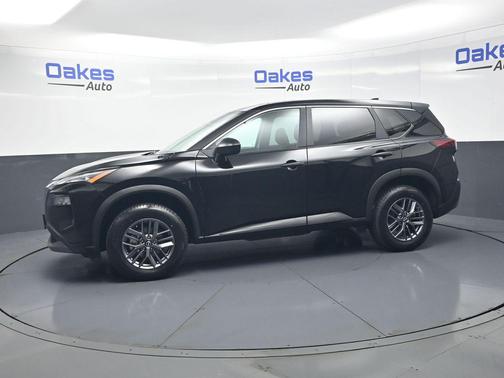 Super Black 2023 Nissan Rogue S