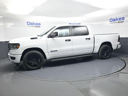 Bright White Clearcoat 2023 RAM 1500 Big Horn/Lone Star