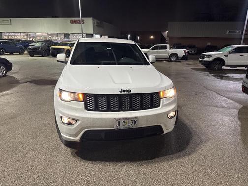 2018 Jeep Grand Cherokee Altitude