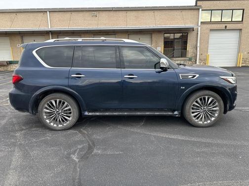 2018 INFINITI QX80 Base
