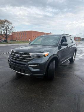 Stone Blue Metallic 2022 Ford Explorer XLT
