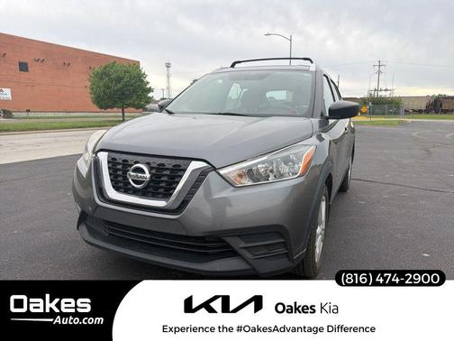 Gun Metallic 2018 Nissan Kicks S