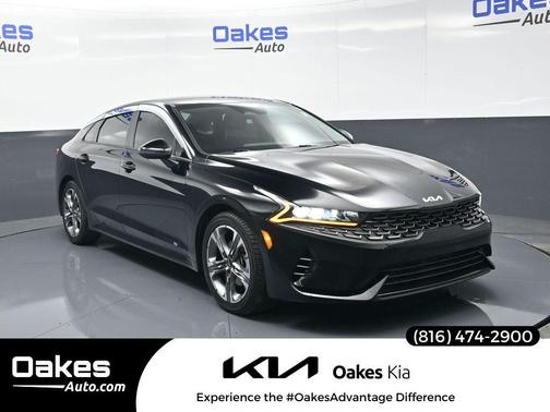 Ebony Black 2022 Kia K5 LXS