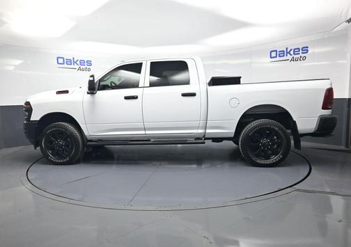 Bright White Clearcoat 2025 RAM 2500 Tradesman Crew Cab 4x4 6'4' Box