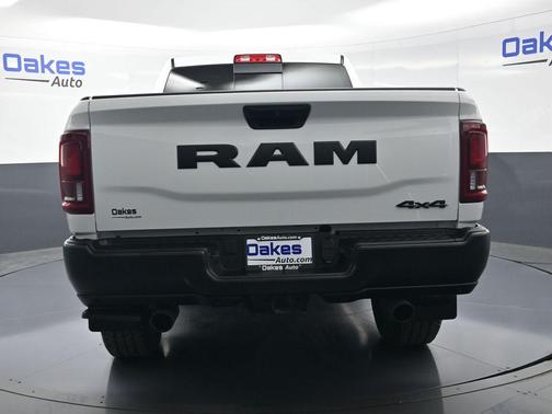 Bright White Clearcoat 2025 RAM 2500 Tradesman Crew Cab 4x4 6'4' Box