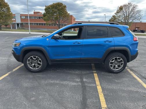 2021 Jeep Cherokee Trailhawk