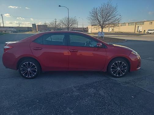 2014 Toyota Corolla S Plus