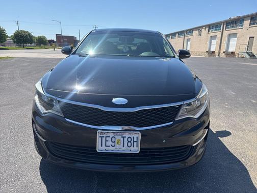 Ebony Black 2018 Kia Optima LX