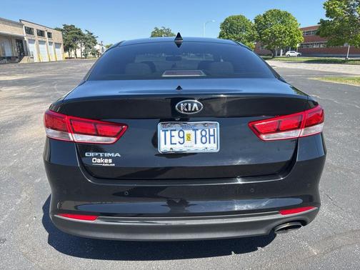 Ebony Black 2018 Kia Optima LX