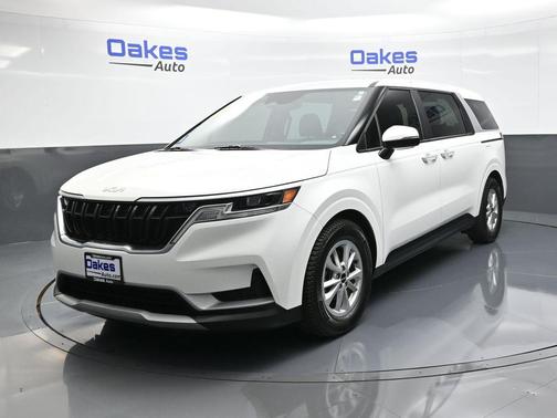 2022 Kia Carnival LXS