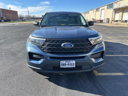 2020 Ford Explorer Base