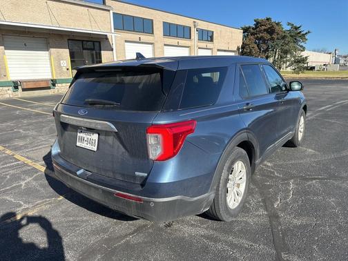 2020 Ford Explorer Base