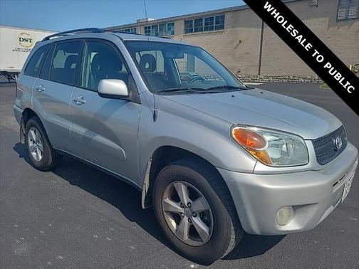 2004 Toyota RAV4 Base