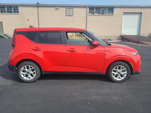 2022 Kia Soul LX