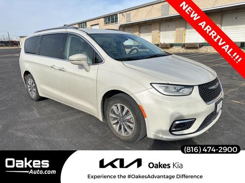 2021 Chrysler Pacifica Touring L