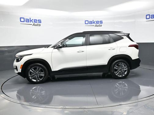 2022 Kia Seltos S