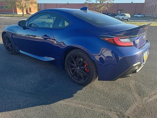 2024 Toyota GR86 Premium