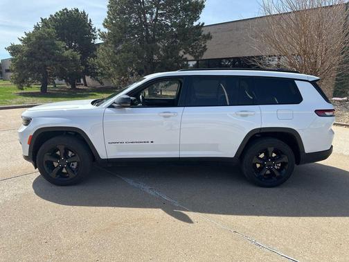 2025 Jeep Grand Cherokee L Altitude