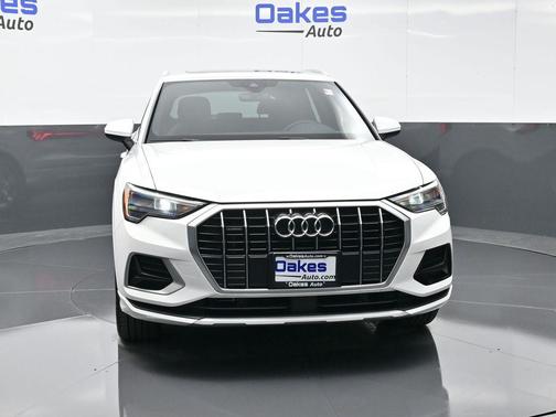 2020 Audi Q3 45 Premium