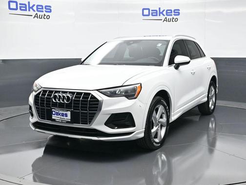 2020 Audi Q3 45 Premium