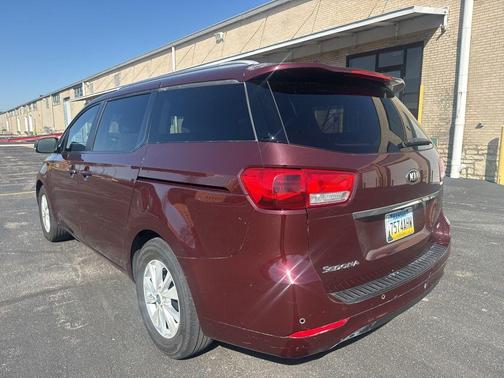 2016 Kia Sedona LX