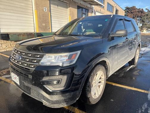 2017 Ford Explorer Base