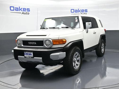 2014 Toyota FJ Cruiser Base