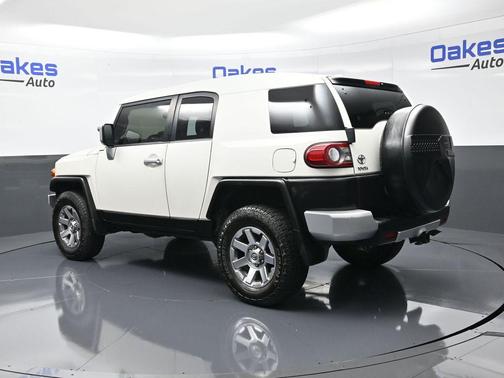 2014 Toyota FJ Cruiser Base
