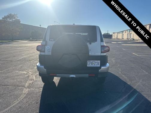 2014 Toyota FJ Cruiser Base