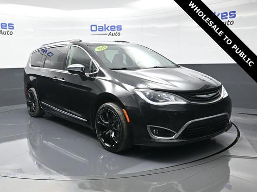 2018 Chrysler Pacifica Hybrid Limited