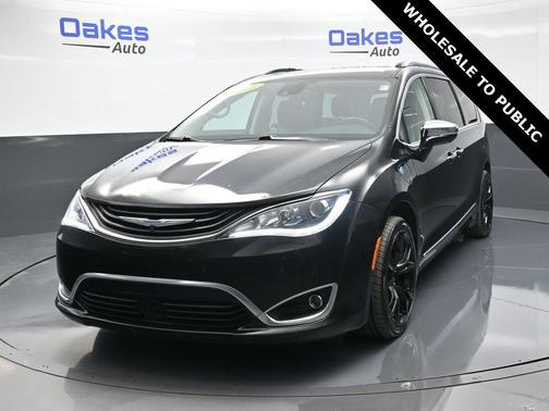 2018 Chrysler Pacifica Hybrid Limited