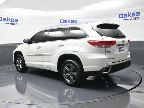 2018 Toyota Highlander Limited Platinum