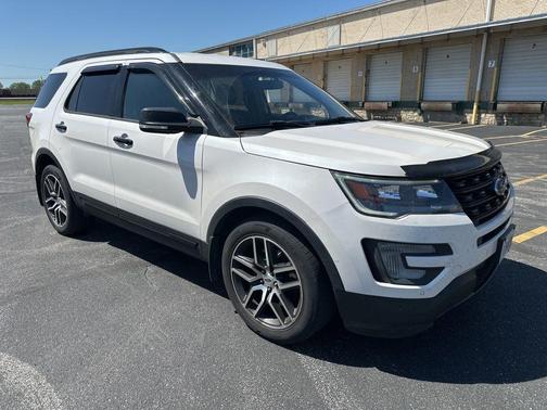WHITE PLATINUM MET TRI-COAT 2017 Ford Explorer sport