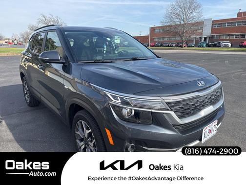 Gravity Gray 2021 Kia Seltos EX