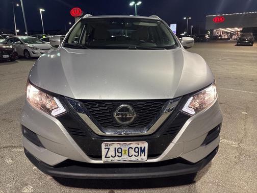 2020 Nissan Rogue Sport SV