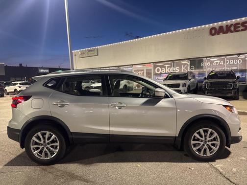 2020 Nissan Rogue Sport SV