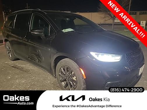 2021 Chrysler Pacifica Touring L