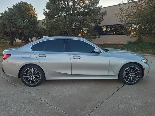 2019 BMW 330 xDrive