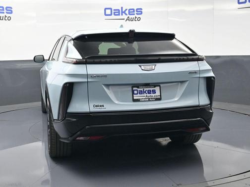 Nimbus Metallic 2024 Cadillac LYRIQ Sport