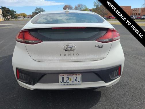 2020 Hyundai IONIQ Hybrid Blue