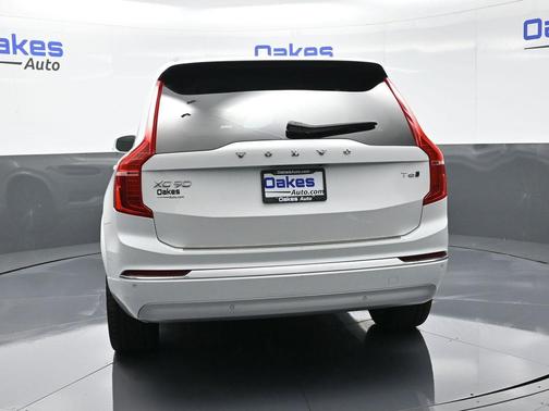 2022 Volvo XC90 T6 Inscription