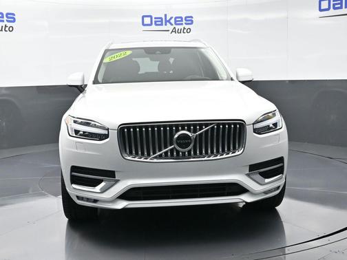 2022 Volvo XC90 T6 Inscription
